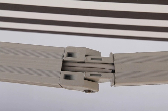 Polyester Folding Arm Retractable Awning untuk Teras Manual Operasi dan tahan UV