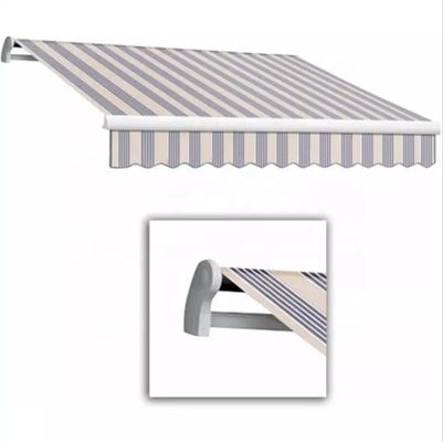 Balkon Privacy Screen Awnings dengan Powder Coated Sail Finishing dan Retractable Arm